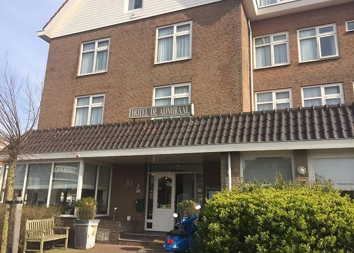 デ アドミラル 3*