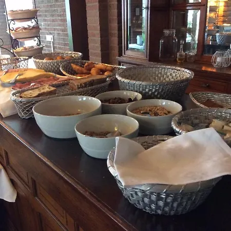 De Admiraal Hotel 3*